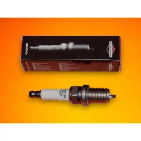 Gyertya Briggs BS-OHV 992304