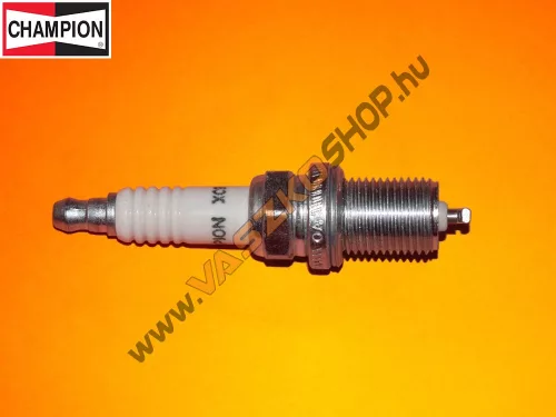Gyertya Champion XC92YC