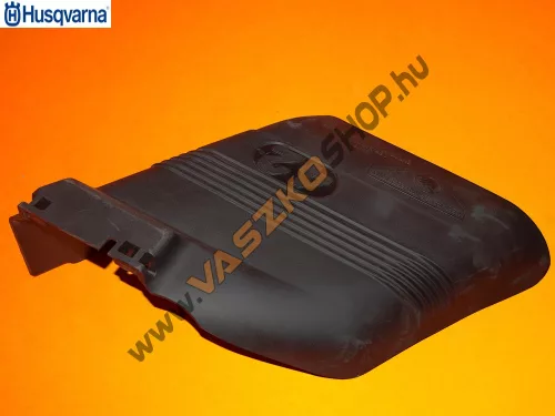 Fűkivető HUSQVARNA LT 122 , YT 9242 , YTH 2042 , YTH 2242
