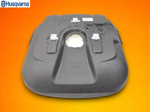 Funyiro-traktor-ules-Husqvarna-TS343
