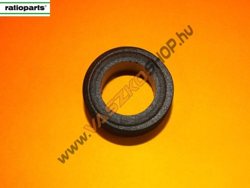 Olajszivattyú hajtás Husqvarna 61 , 66 , 266 , 268