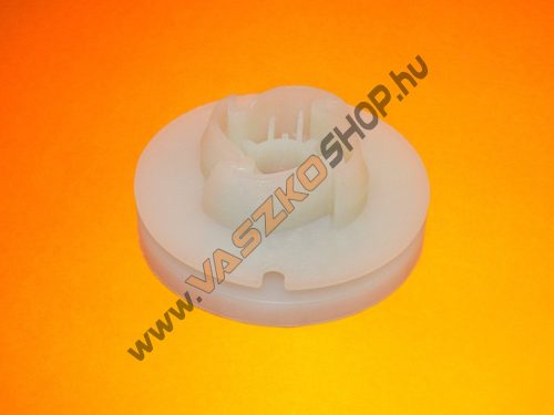 Berántó kötéltárcsa Husqvarna 365 , 371 ,  372