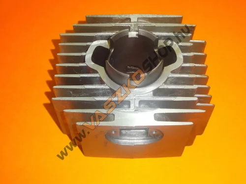 Henger Robi 55