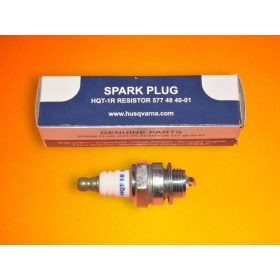 Gyertya Husqvarna HQT-1