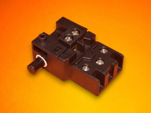 Kapcsoló Makita UC3510