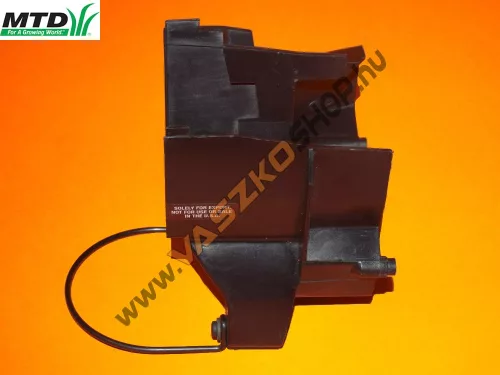 Motorburkolat MTD 790