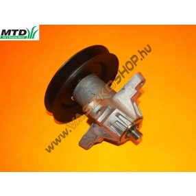 Késtengely csapágyházzal MTD B155