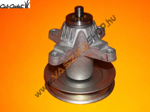 Késtengely csapágyházzal Cub Cadet RZT 50