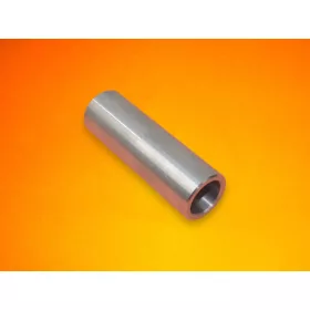 Késtengely csőtávtartó MTD J/115