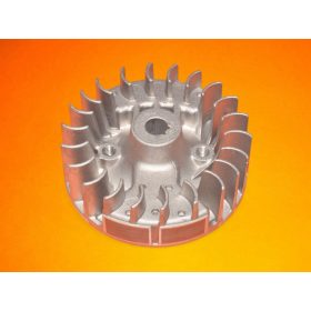 Lendkerek-Oleo-Mac-Sparta-441