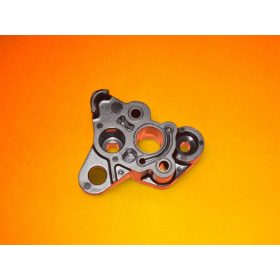 Karburátor közdarab McCulloch B28B