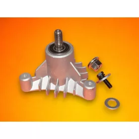   Késtengely csapágyházzal Mcculloch M115-97 , M145-97 (JOBB)