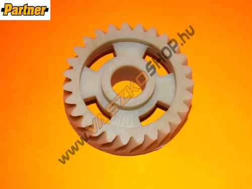 Önjáró hajtás fogaskerék Partner P7053