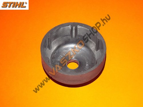 Berántó agy Stihl FS55
